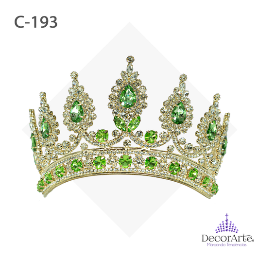 Corona de XV Con Gotas Enmarcadas de Cadenas Y Piedras